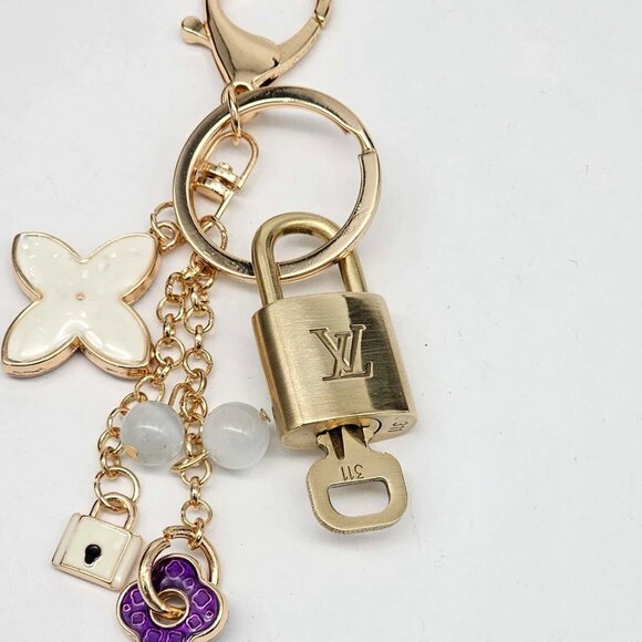 Authentic Louis Vuitton Lock & Key with unbranded Flower Bagcharm, Keycharm - Picture 4 of 6